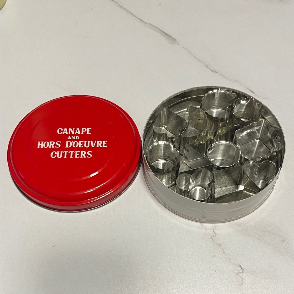 Red Canape and Hors D'oeuvre Cutters Set